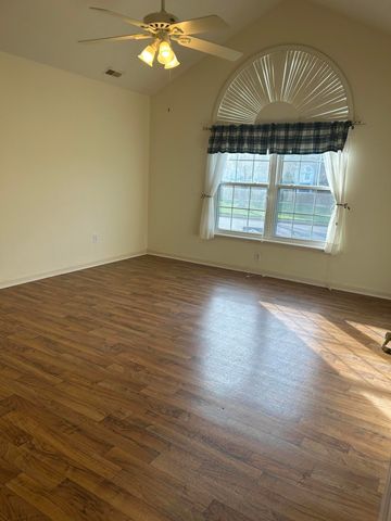 266 Churchill Crossing, Nicholasville, KY 40356