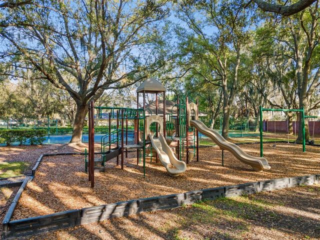 100 WYNDHAM DRIVE, Winter Haven, FL 33884