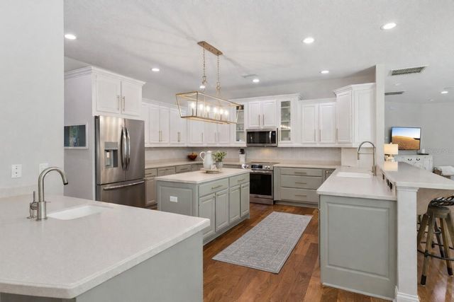 100 WYNDHAM DRIVE, Winter Haven, FL 33884