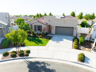 1705 Brickhill Court, Bakersfield, CA 93311