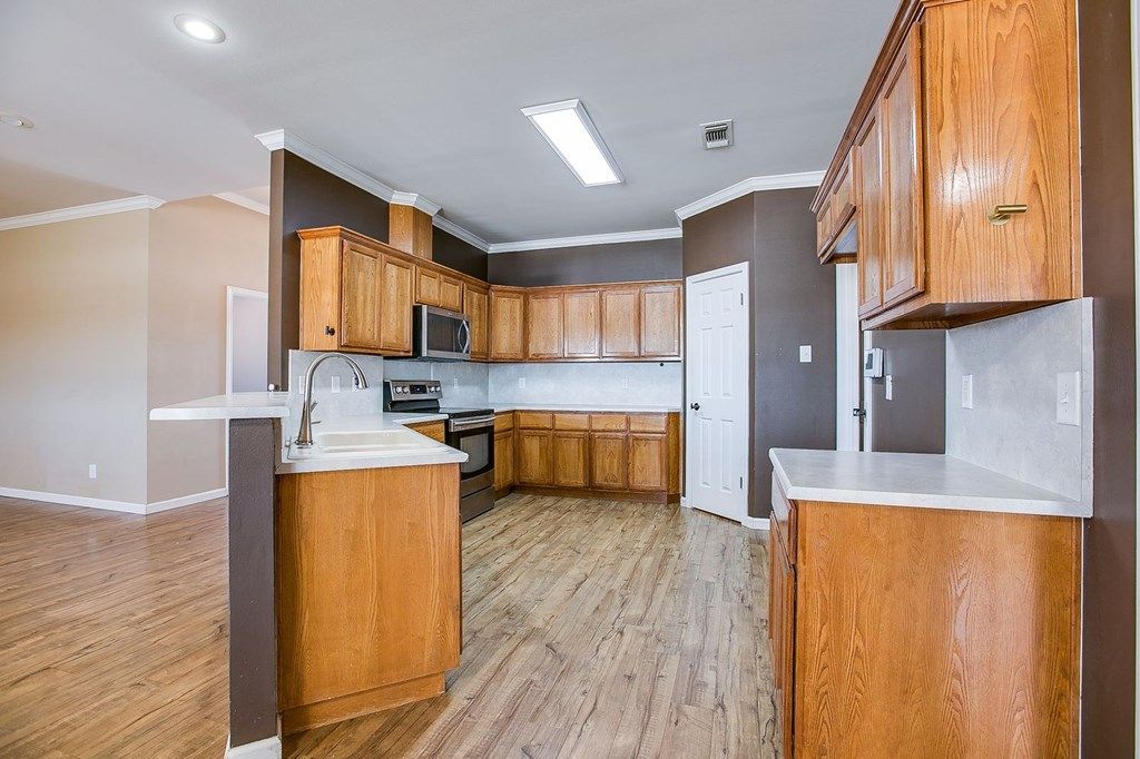 Image 15 of property listing at 6728 Grand Canal Court, San Angelo, TX 76904