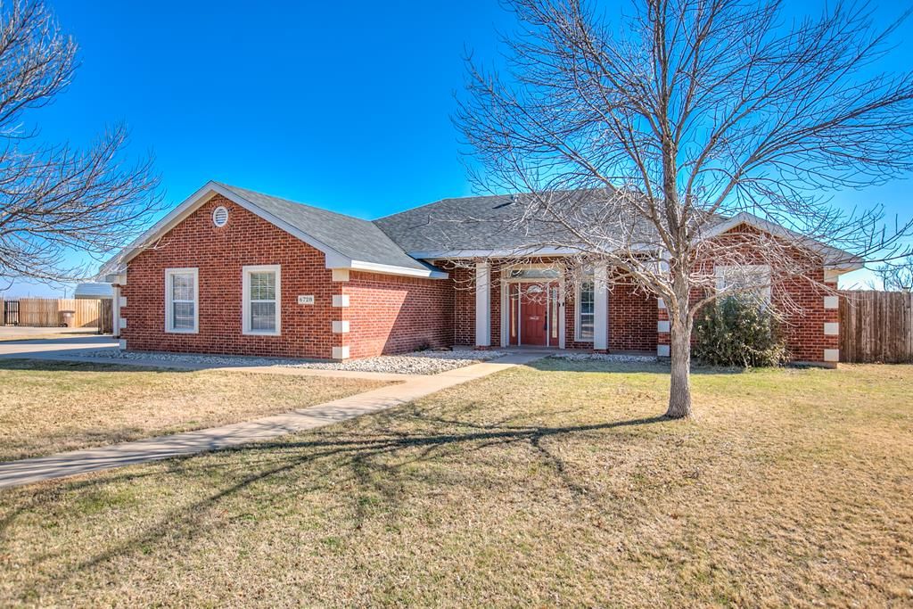 Image 3 of property listing at 6728 Grand Canal Court, San Angelo, TX 76904