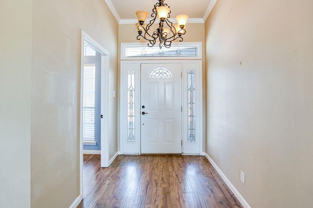 Image 7 of property listing at 6728 Grand Canal Court, San Angelo, TX 76904