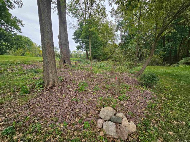 28998 County Road 26, Elkhart, IN 46517