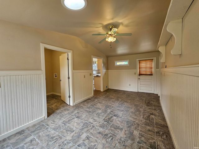 28998 County Road 26, Elkhart, IN 46517