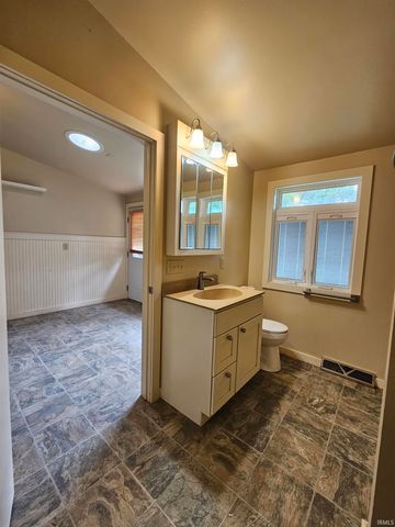 28998 County Road 26, Elkhart, IN 46517