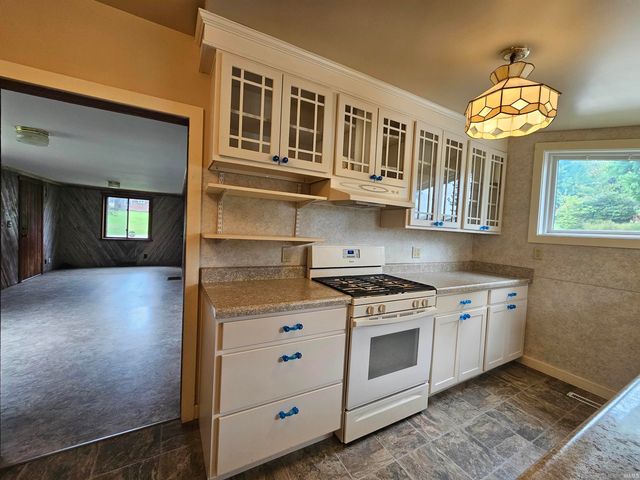 28998 County Road 26, Elkhart, IN 46517
