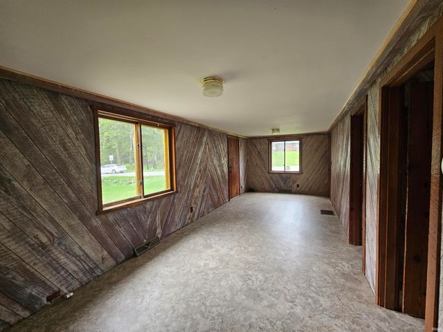 28998 County Road 26, Elkhart, IN 46517