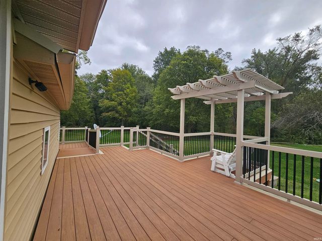 28998 County Road 26, Elkhart, IN 46517
