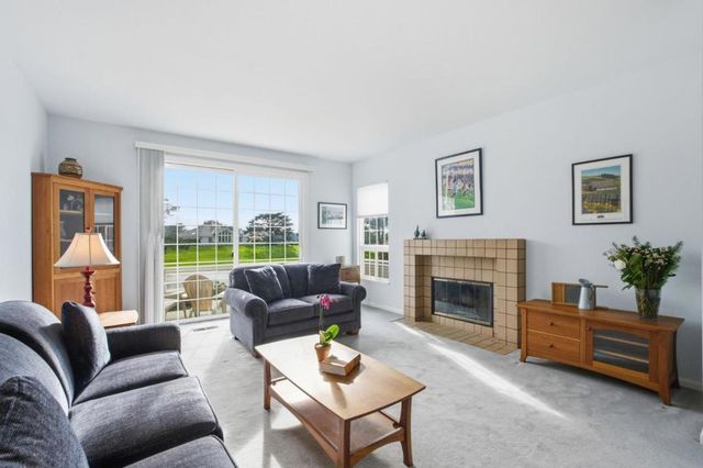 25 Merion Road, Half Moon Bay, CA 94019