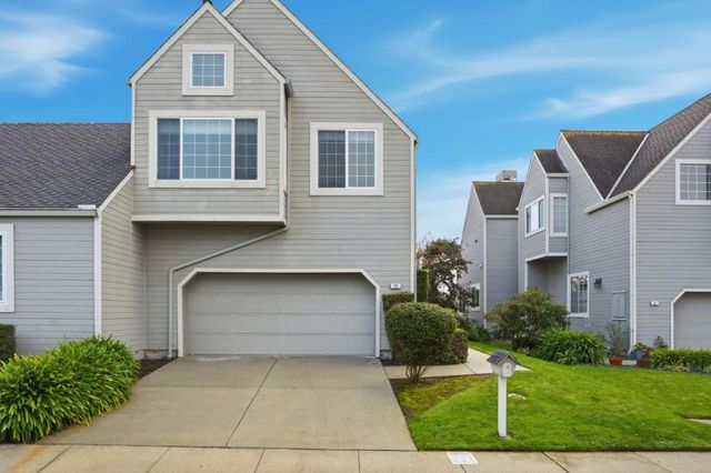 25 Merion Road, Half Moon Bay, CA 94019