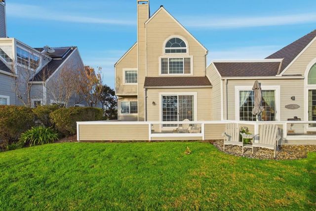 25 Merion Road, Half Moon Bay, CA 94019