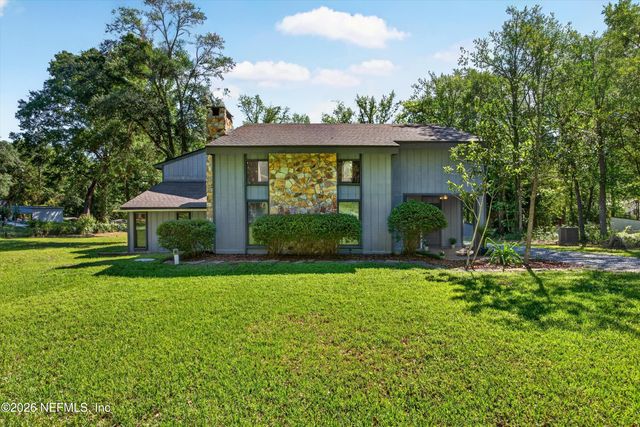 2411 HALPERNS Way, Middleburg, FL 32068