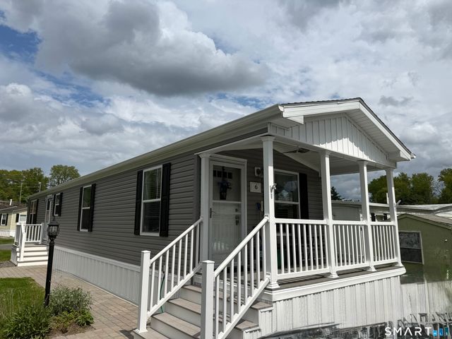 Maple Lane 6, Danbury, CT 06810
