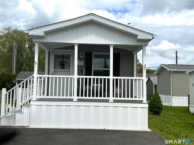 Maple Lane 6, Danbury, CT 06810