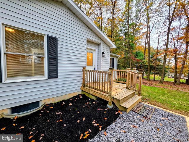 181 LUTZ LN, Port Matilda, PA 16870