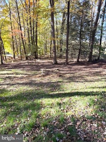 181 LUTZ LN, Port Matilda, PA 16870