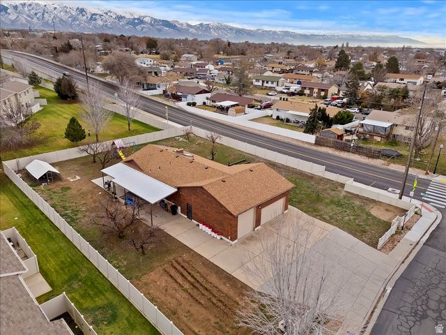626 W 800 N, Clinton, UT 84015
