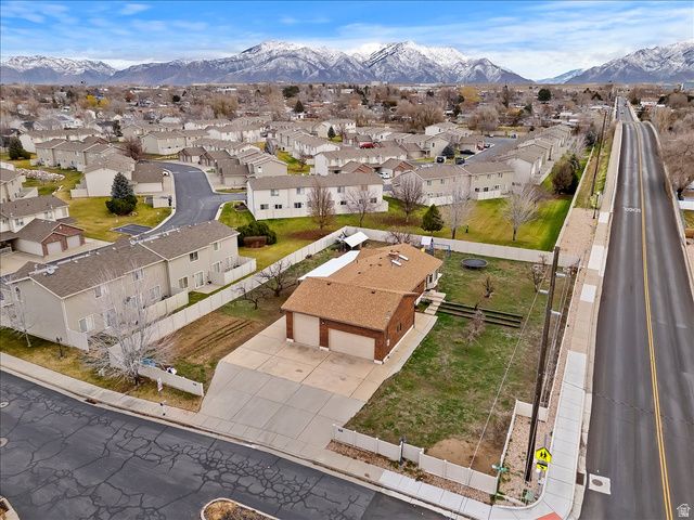626 W 800 N, Clinton, UT 84015