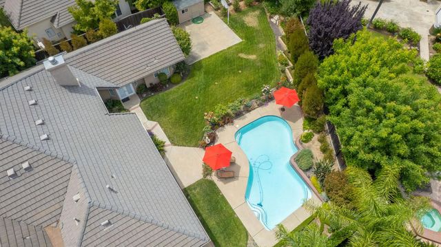 856 E Sutton Drive, Fresno, CA 93720