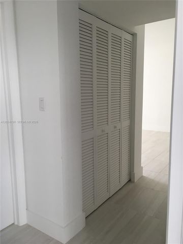 395 NE 21st St 403, Miami, FL 33137