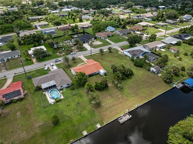 2136 PELLAM BOULEVARD, Port Charlotte, FL 33948