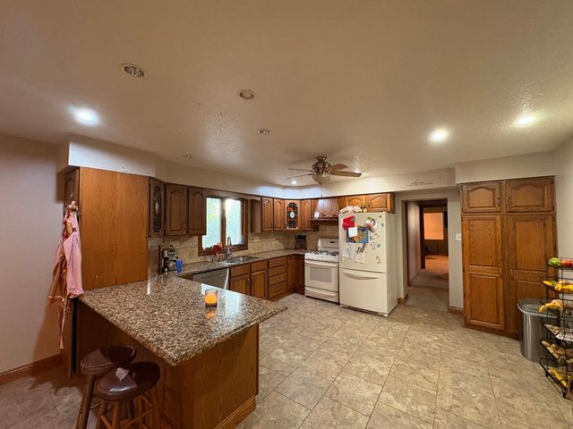 102 Maple Street, Cedar Point, IL 61316