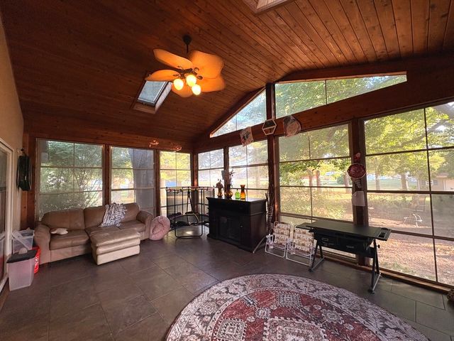 102 Maple Street, Cedar Point, IL 61316