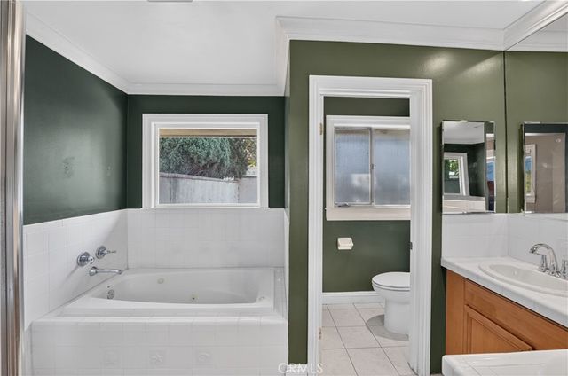 1201 N Lincoln Avenue, Fullerton, CA 92831