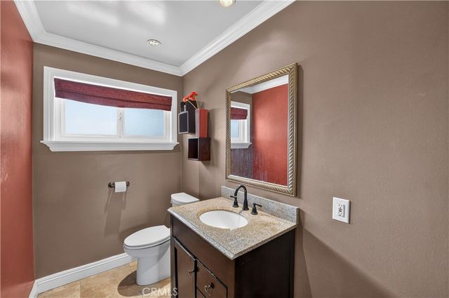 1201 N Lincoln Avenue, Fullerton, CA 92831
