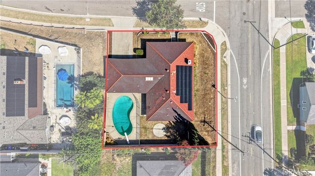 1201 N Lincoln Avenue, Fullerton, CA 92831