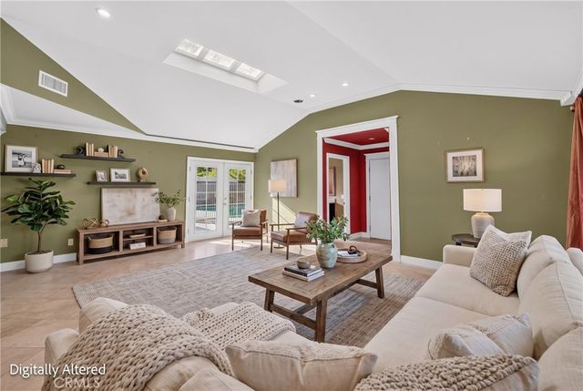 1201 N Lincoln Avenue, Fullerton, CA 92831