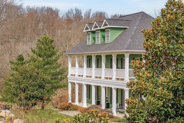 1220 Bob Bullock Rd, Cookeville, TN 38506