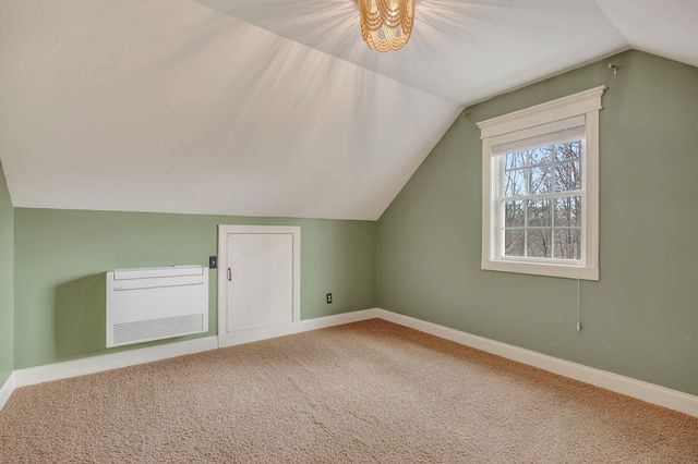 1220 Bob Bullock Rd, Cookeville, TN 38506