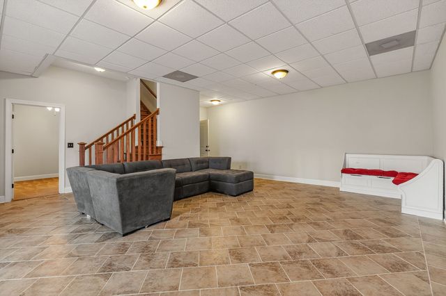 1220 Bob Bullock Rd, Cookeville, TN 38506