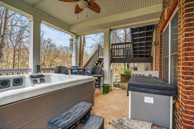 1220 Bob Bullock Rd, Cookeville, TN 38506