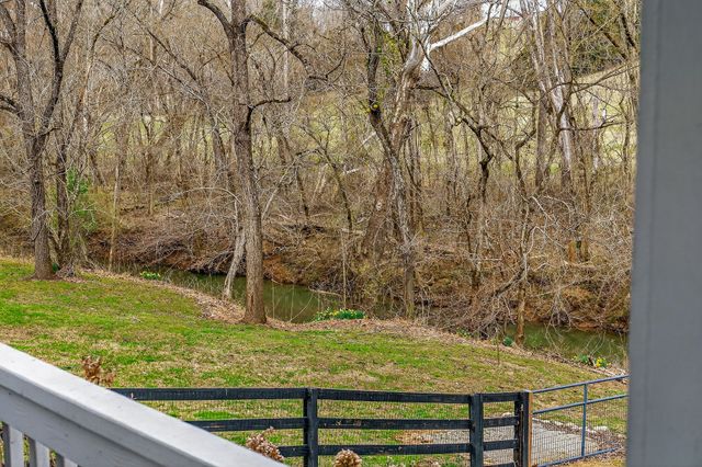 1220 Bob Bullock Rd, Cookeville, TN 38506