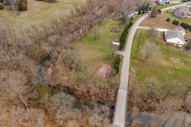 1220 Bob Bullock Rd, Cookeville, TN 38506