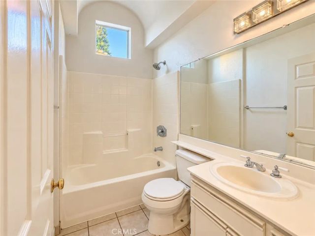 15756 Devonshire Street, Granada Hills, CA 91344