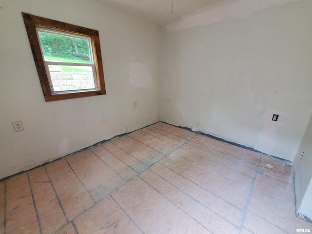 12708 69TH Avenue, Coal Valley, IL 61240