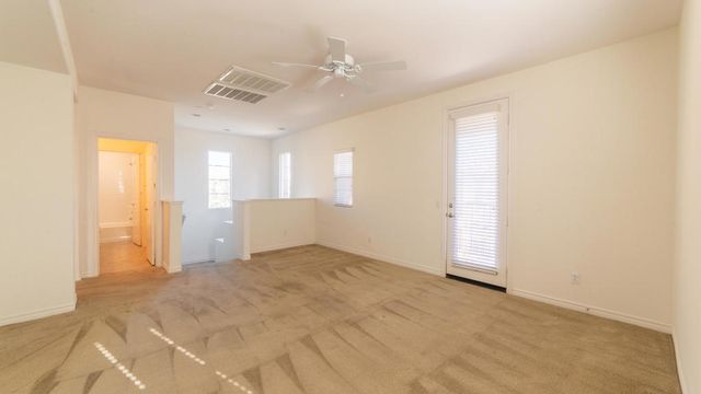 570 Calle Vibrante, Palm Desert, CA 92211