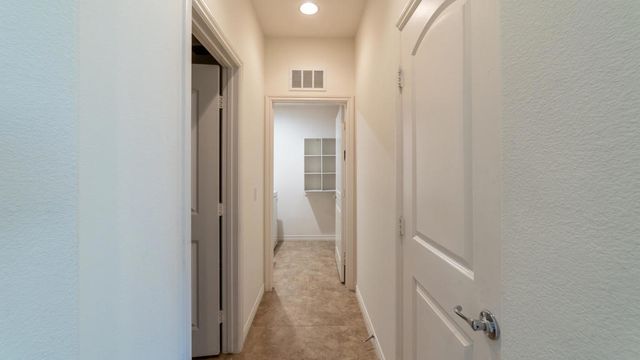 570 Calle Vibrante, Palm Desert, CA 92211