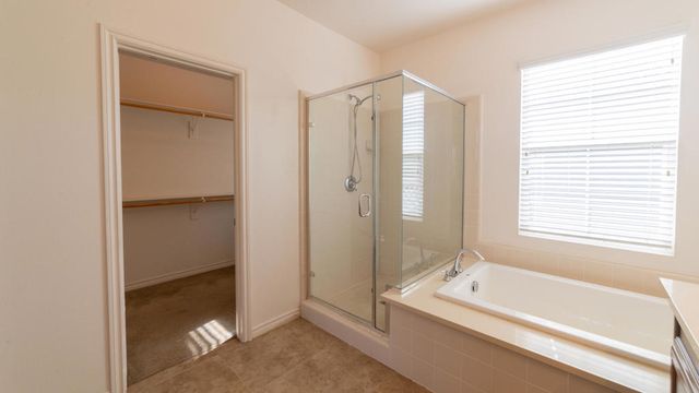 570 Calle Vibrante, Palm Desert, CA 92211