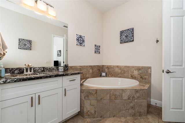 3137 SE 8TH AVENUE, Cape Coral, FL 33904