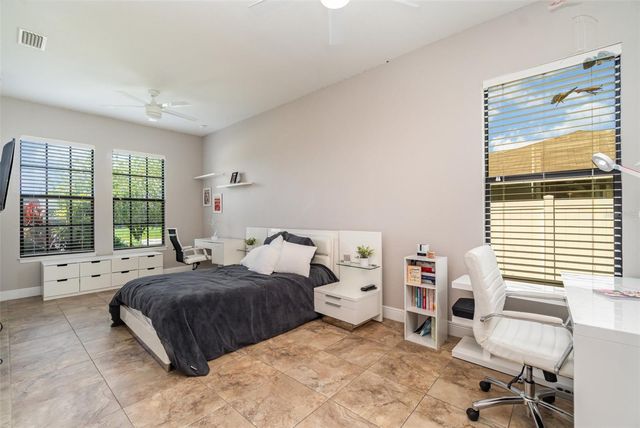 3137 SE 8TH AVENUE, Cape Coral, FL 33904