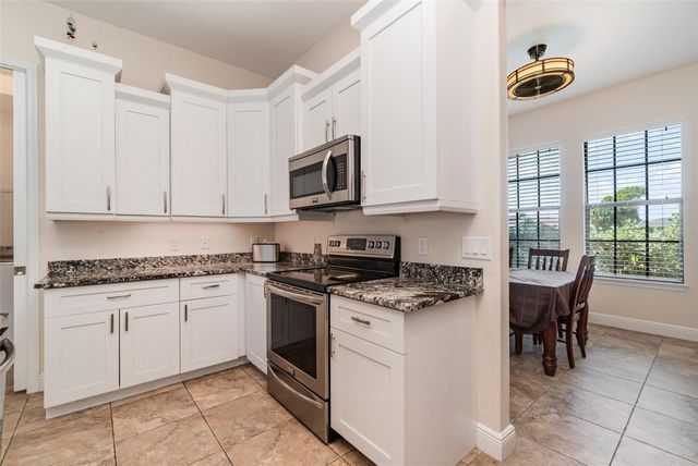 3137 SE 8TH AVENUE, Cape Coral, FL 33904