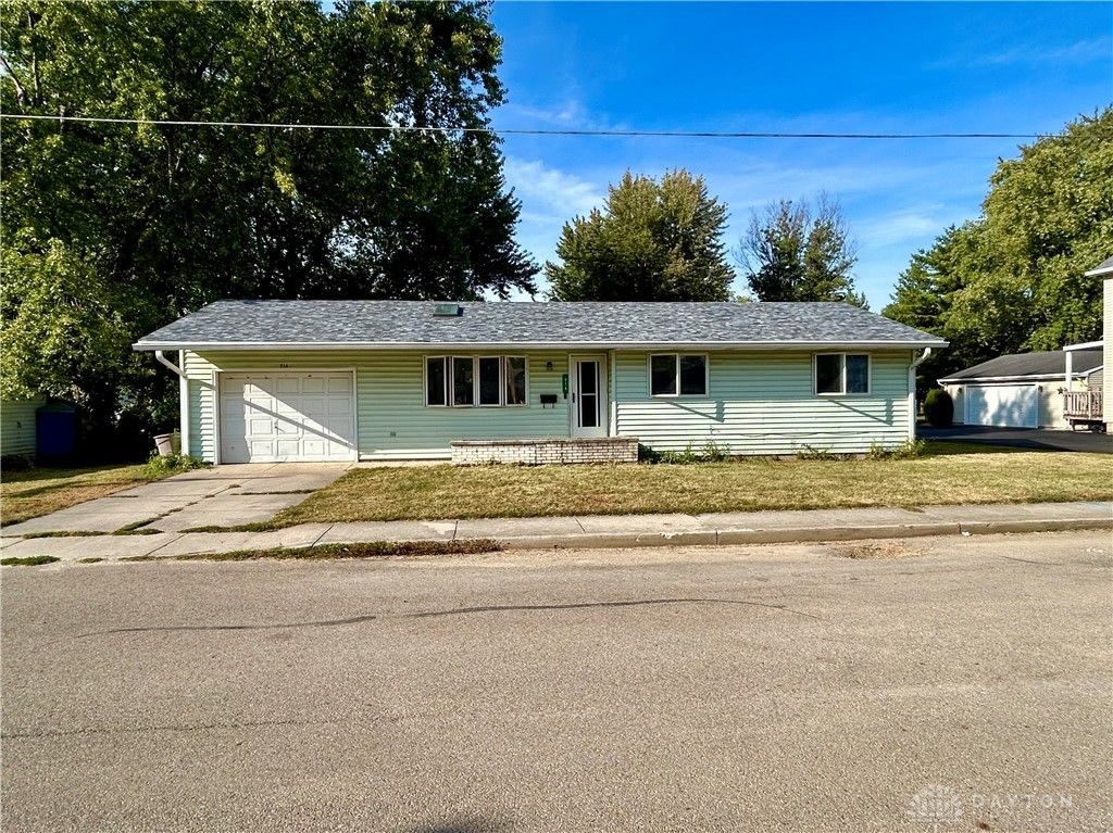 214 Taylor Street, Bradford, OH 45308