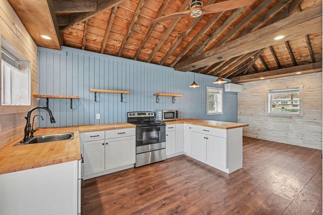 3517 Lake Allegan Drive, Allegan, MI 49010