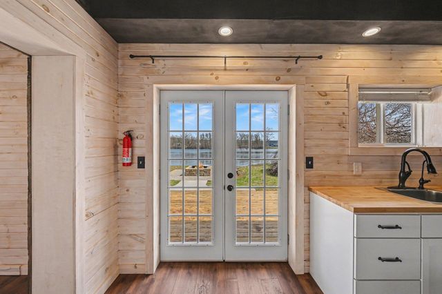 3517 Lake Allegan Drive, Allegan, MI 49010