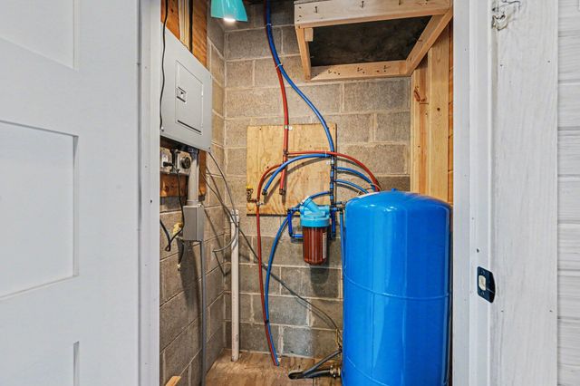 3517 Lake Allegan Drive, Allegan, MI 49010